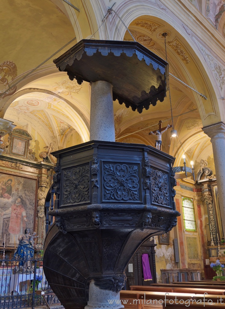 Campiglia Cervo (Biella) - Pulpito della Chiesa Parrocchiale dei Santi Bernardo e Giuseppe